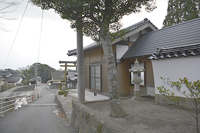 本郷神社後方からの写真